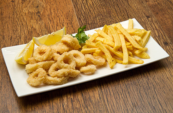 Calamares Fritos con Patatas