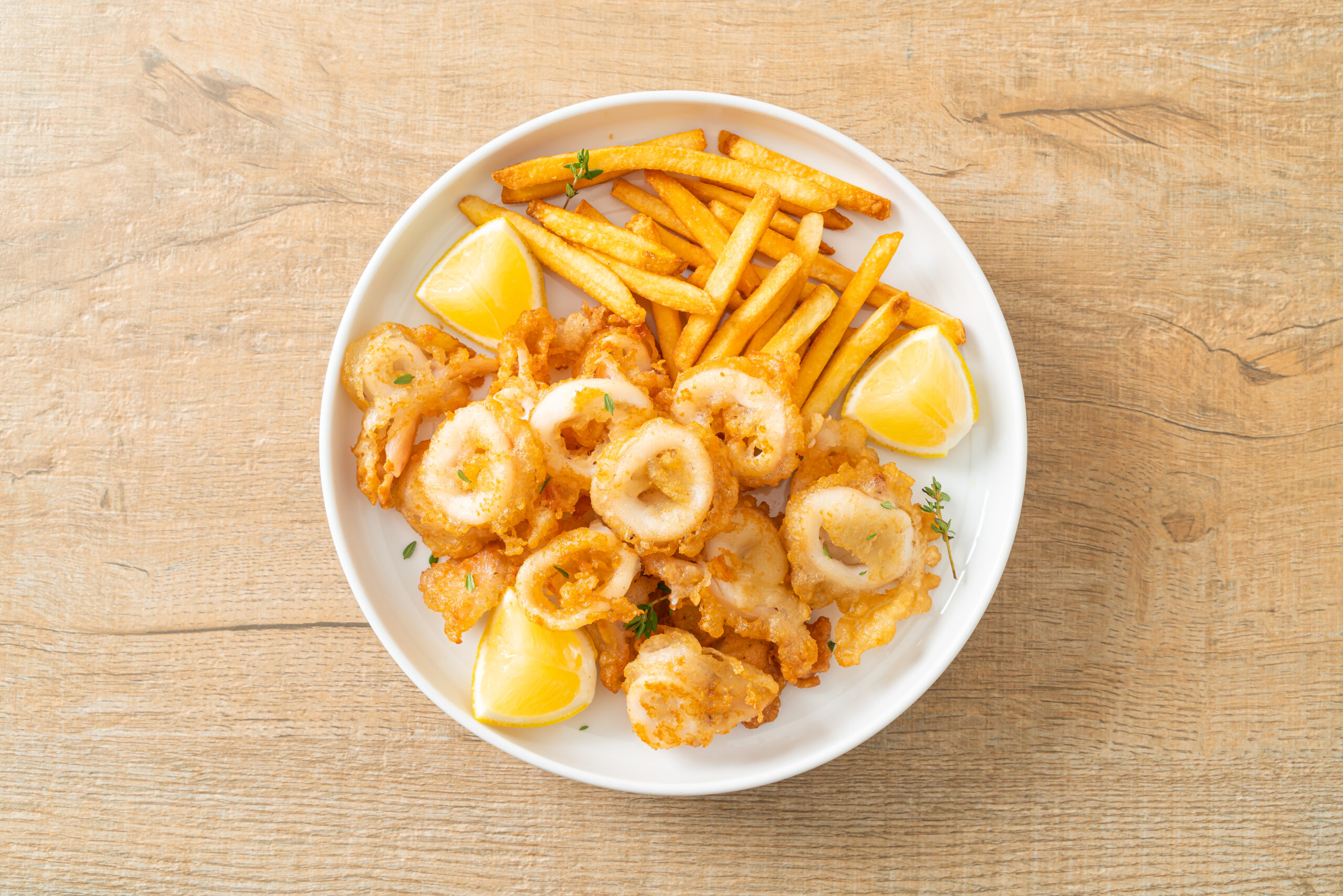 Calamares fritos con patatas