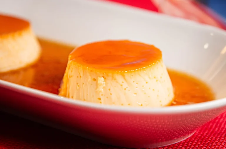 Flan de huevo casero